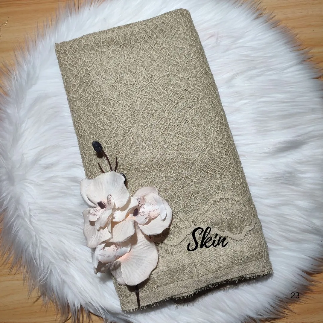 PANEL CHANTILLY POLOS [ KODE 5898 ] - GRADE B - BAHAN KEBAYA - KEBAYA MODERN - GAUN PENGANTIN. view 5